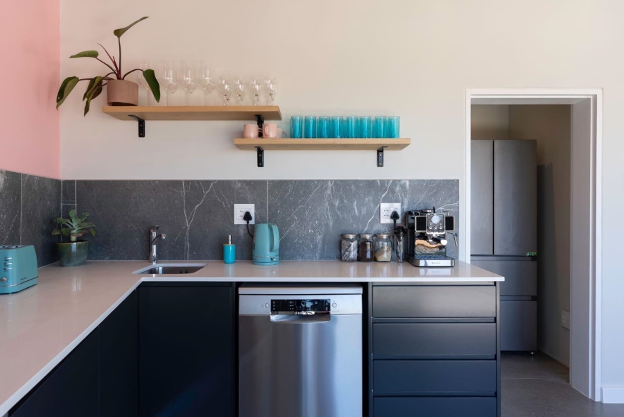 4 Bedroom Property for Sale in Sea Point Western Cape